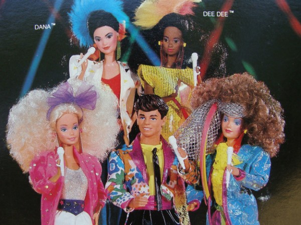 3- Barbie y los Rockeros.