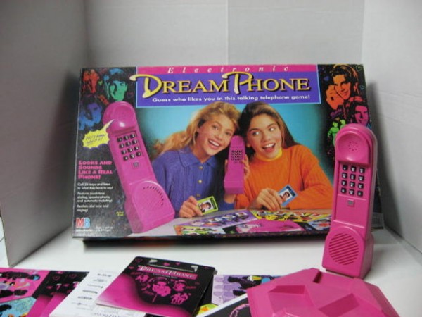 21- Dream Phone