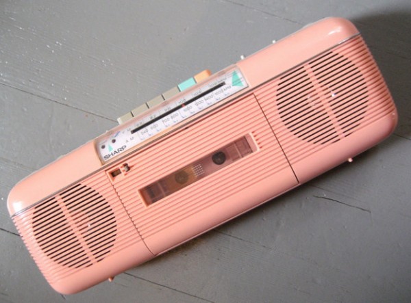 28- Radiocassette de Sharp