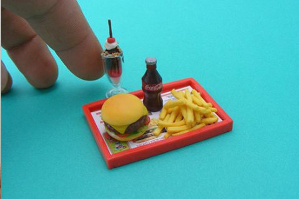 Comida rápida miniatura