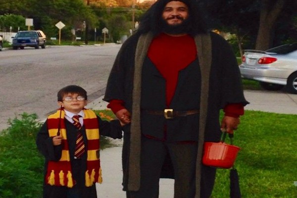 Harry Potter y Hagrid en Halloween