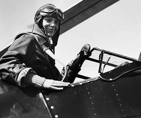 Amelia Earhart fue la primera mujer que voló al Atlántico