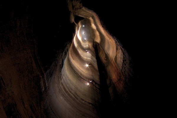 Cueva Allison