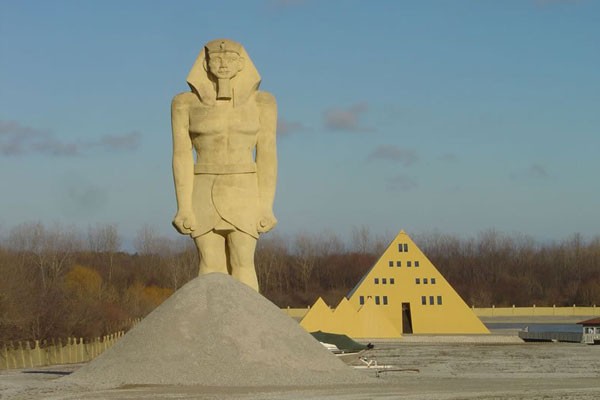 La casa de pirámide