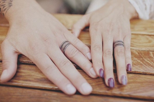 Un anillo tatuado
