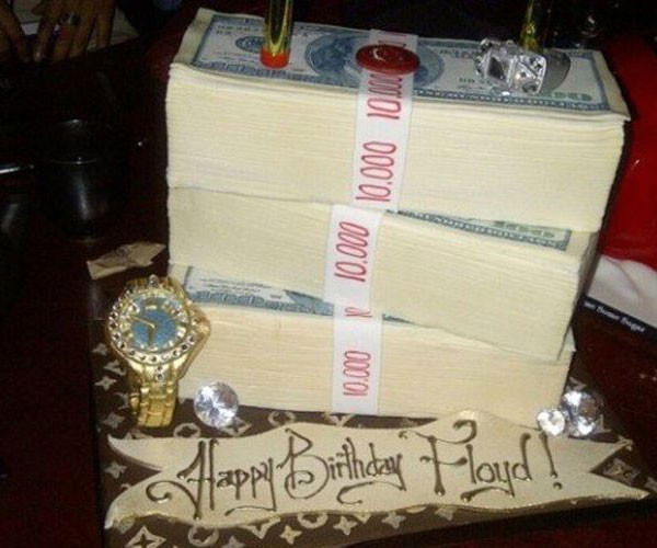 Su pastel de cumpleaños