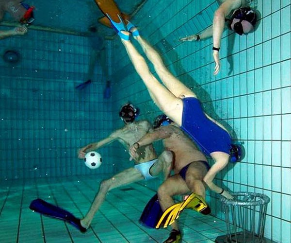 Rugby subactuático