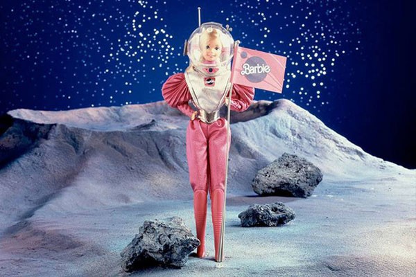 Barbie fue astronauta cuatro años antes de que caminaran en la luna