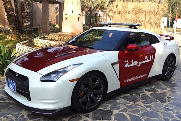 Nissan GT-R - Abu Dhabi