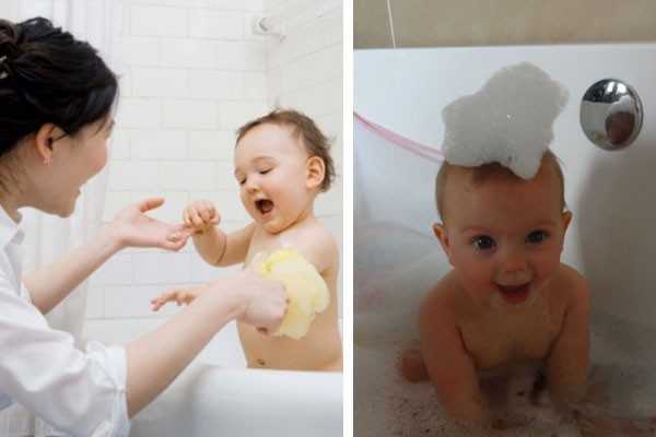 Tomando un baño con los padres