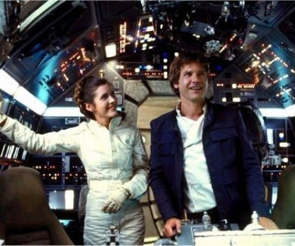 Y llega a la nave Han Solo