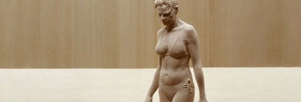 10 esculturas de madera que parecen personas reales