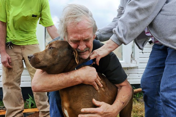 El dueño y su perro