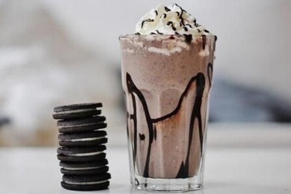 Batido de leche con Oreo