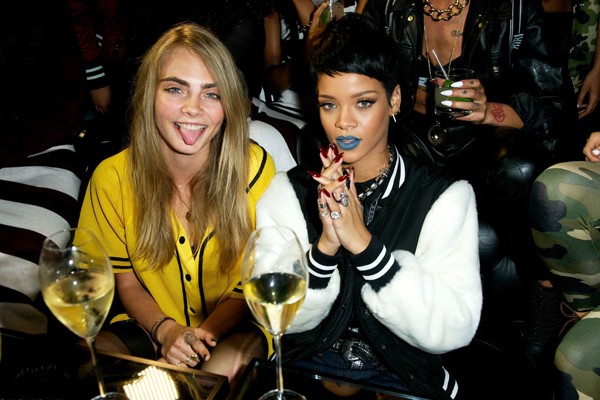 Cara Delevingne y Rihanna