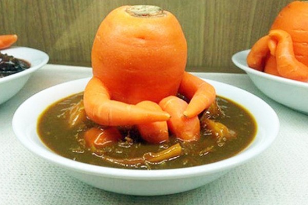 La zanahoria tomando un baño