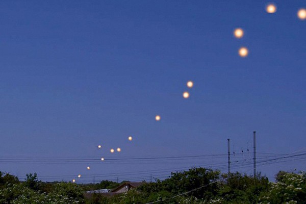 Luces extrañas en el cielo