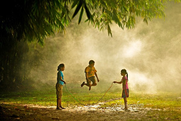 Saltando la cuerda en Indonesia