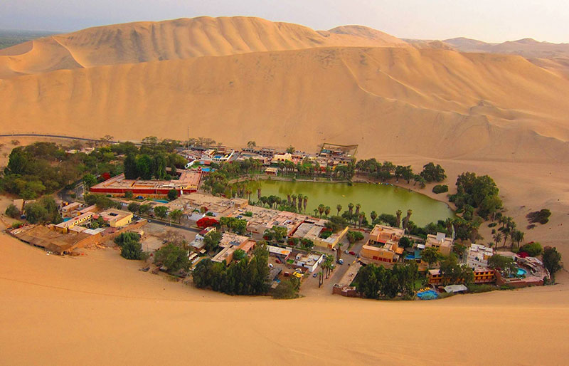 7. Huacachina, en Perú.