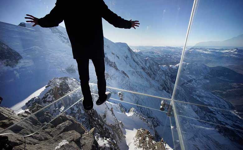 6. Pas dans le Vide, en Chamonix (Francia)