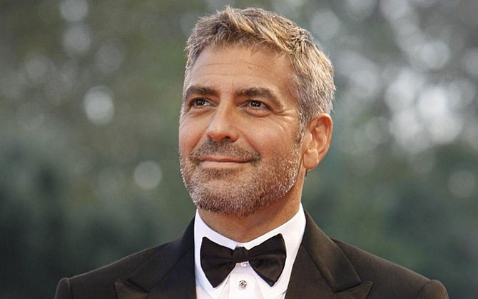 George Clooney sufrió una lesión en la columna