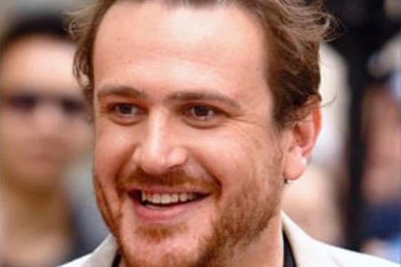 20. Jason Segel y actor Lee J. Cobb