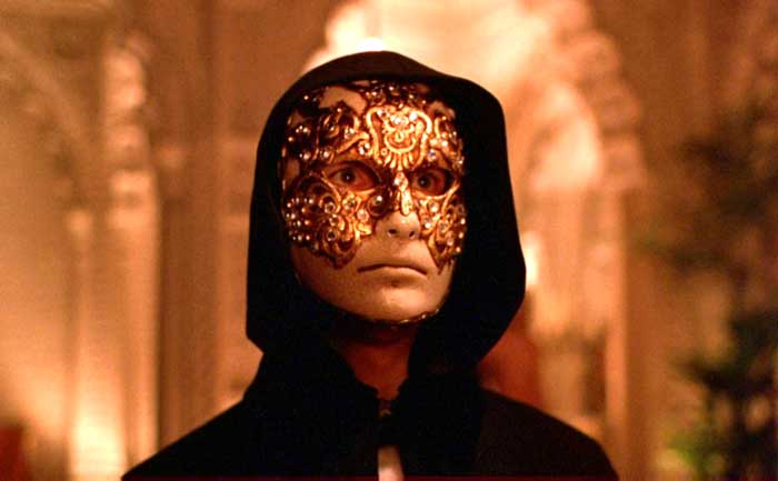 2. “Eyes wide shut”, de Stanley Kubrick (1999)