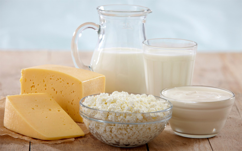 4. Leche y quesos bajos en grasa