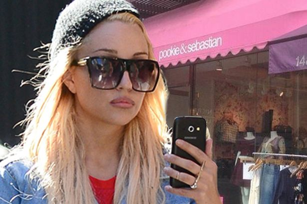 2. Amanda Bynes