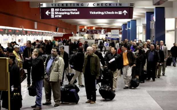 13. Cómo evitar las filas para el baño en un aeropuerto.