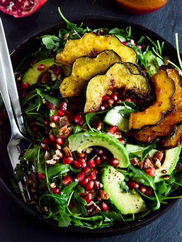 Ensalada de verano con granada y arúgula