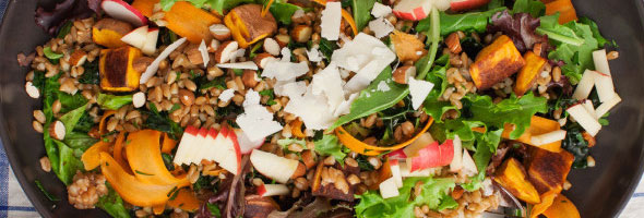 Deliciosas ensaladas light que te mantienen satisfecho