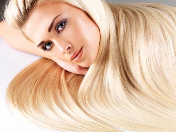 Ayuda a aclarar el cabello