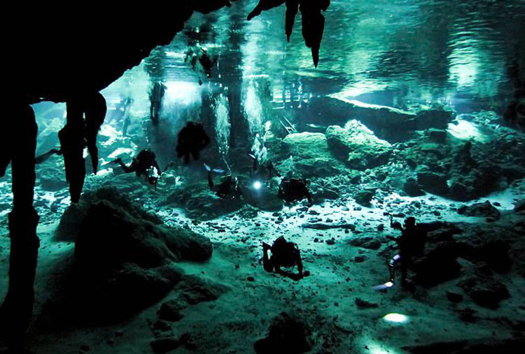 Buceo en cavernas