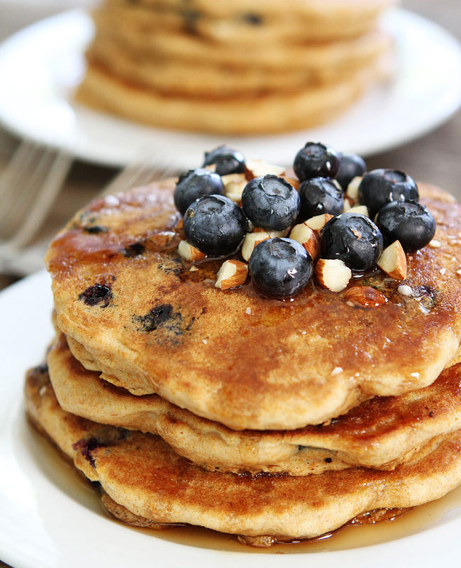 Panqueques de Blueberries y almendras