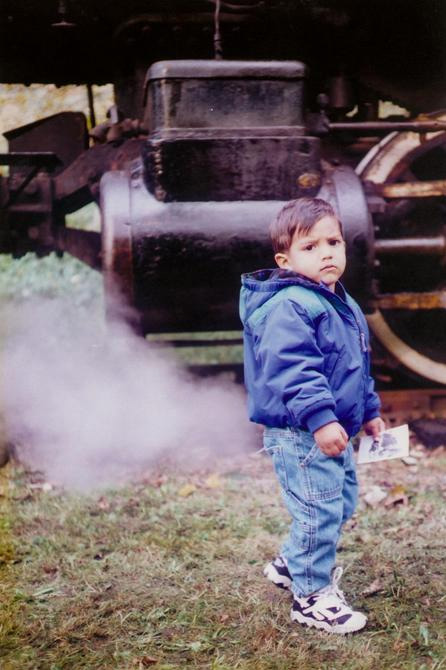 Esta foto provoca confusión, pero es el gas del auto