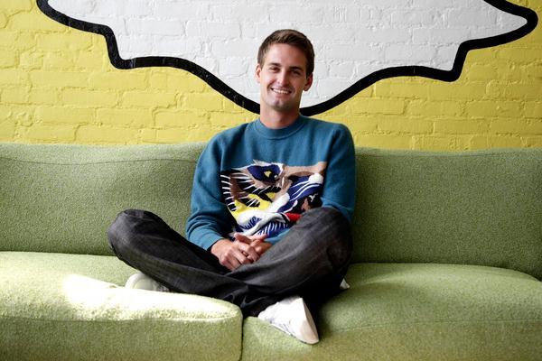 Evan Spiegel - Snapchat - 2.100 MDD