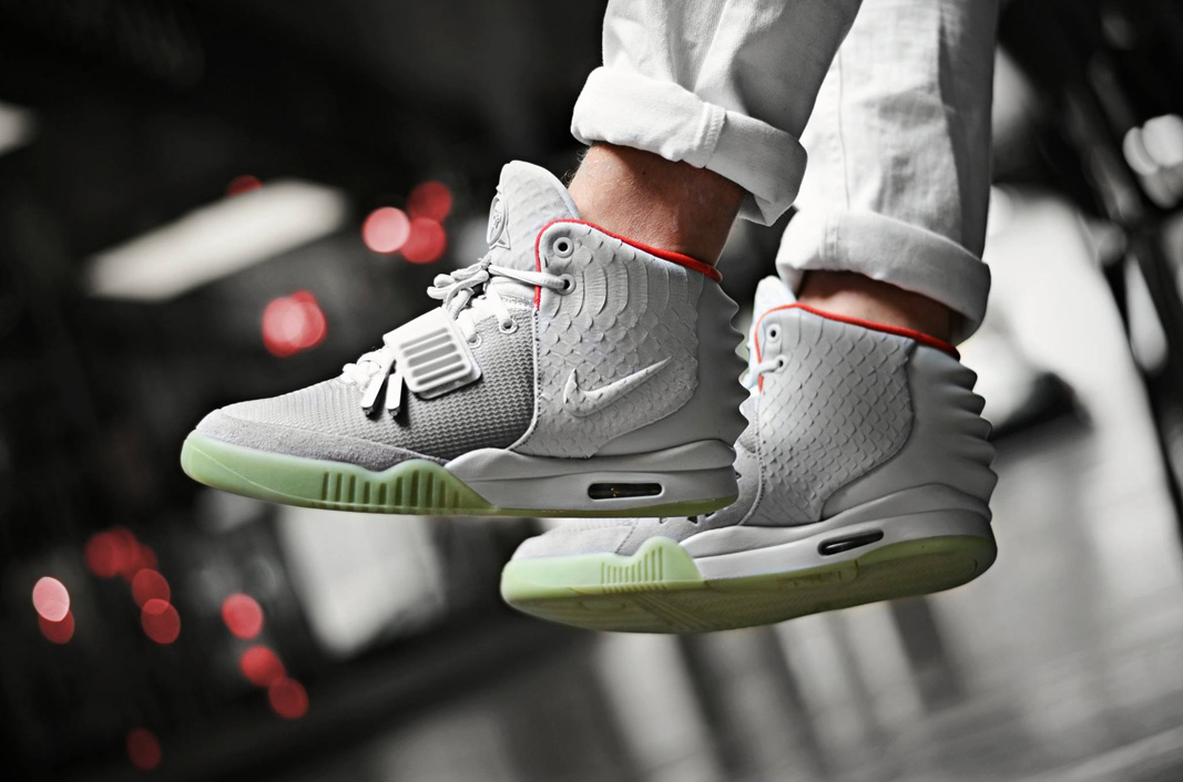 Nike Air Yeezy 2 Pure Platinum - 3.552 dólares