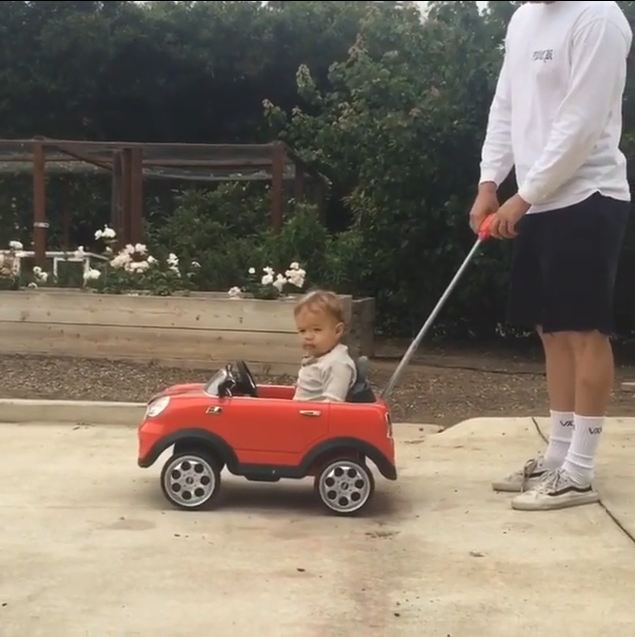 Cuando tu vecino tiene mejor carro que tú...