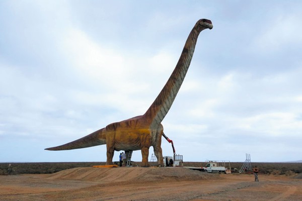 ¡También había un dinosaurio más grande que todos!