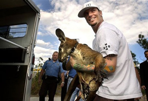 Vanilla Ice y Su Mascota que lo Acompaña Siempre