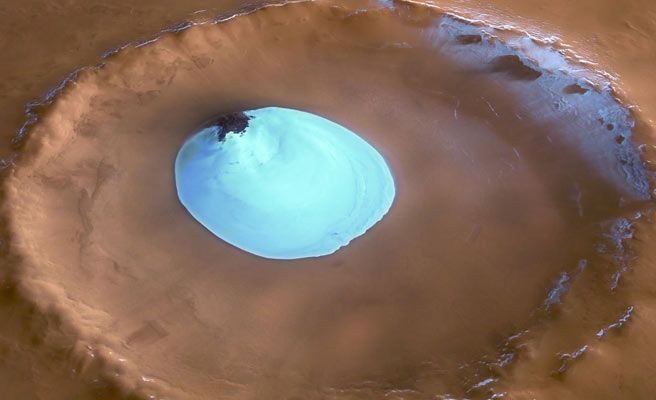 ¡Un lago helado en Marte!