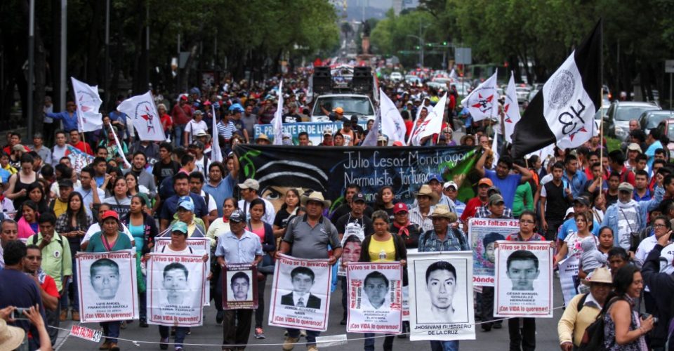 Desaparición de Ayotzinapa en México 2014
