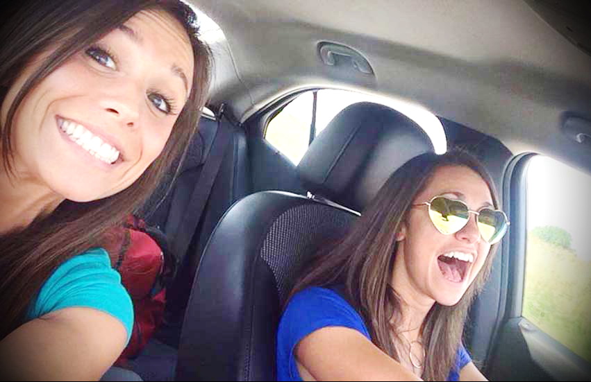 Collette Moreno y Ashley Theobald captaron su accidente