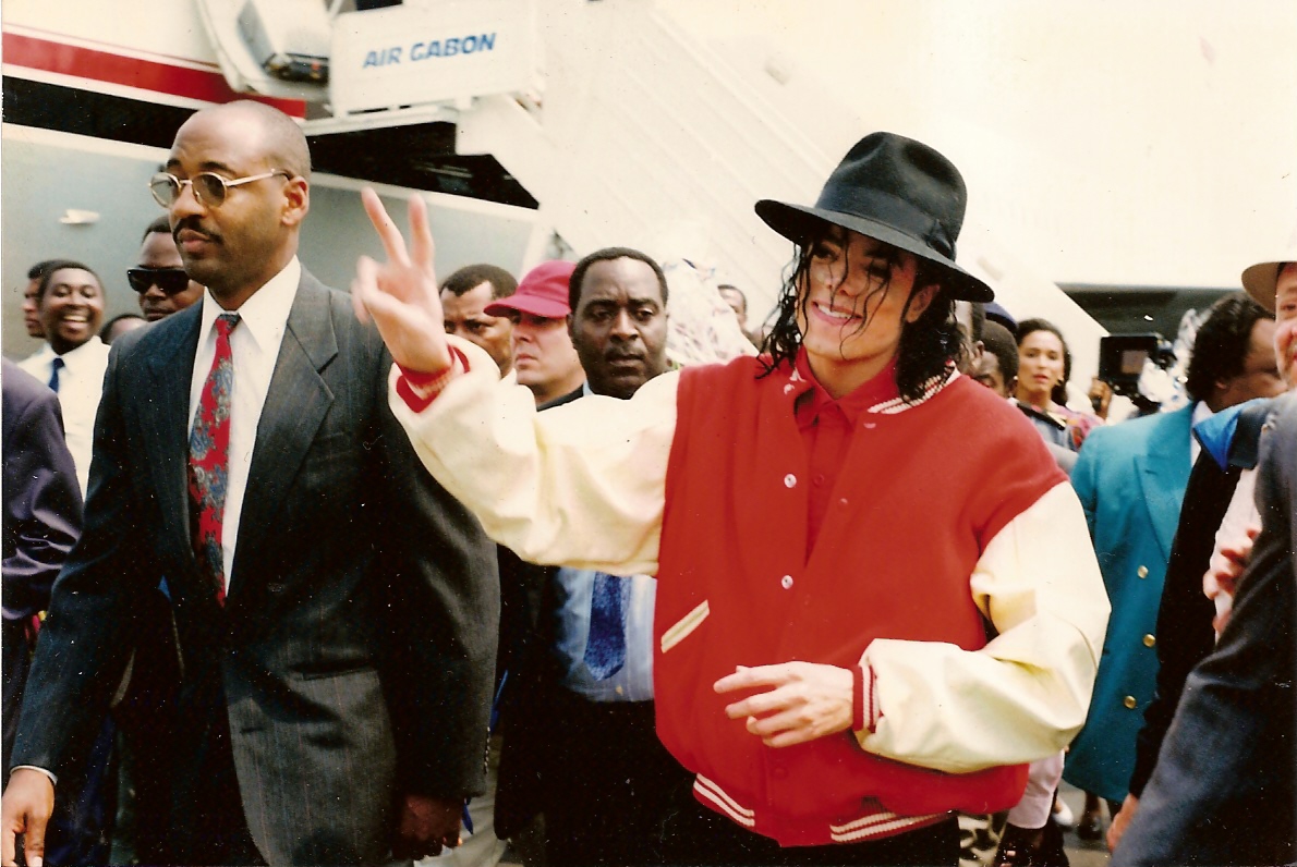 Lo que dice la firma de Michael Jackson