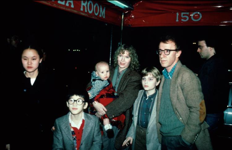 Woody Allen y la hija adoptiva que se convirtió en su esposa
