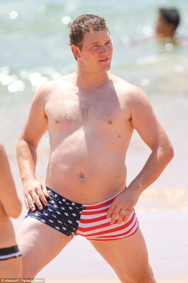 Chris Pratt tenía un abdomen muy abultado