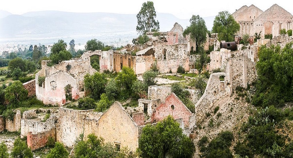 Mineral de Pozos: Fue abandonado varias veces