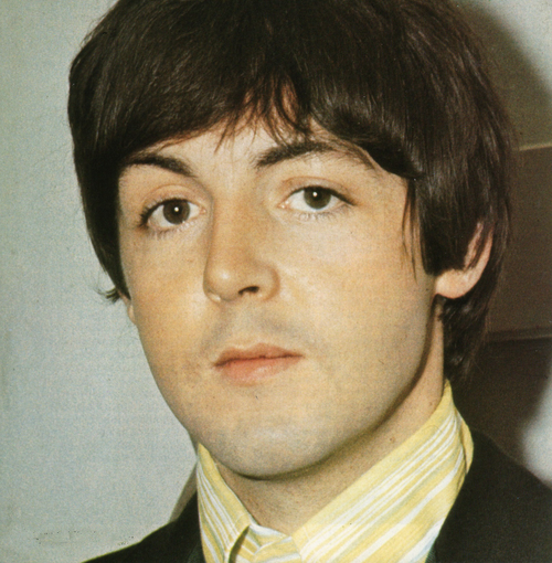 Paul McCartney murió en un accidente en 1966