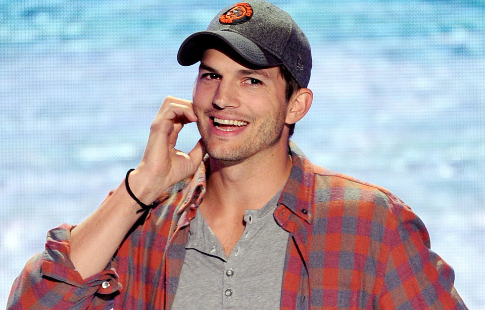 Ashton Kutcher - IQ 160 - ¡Casi llegando a genio!